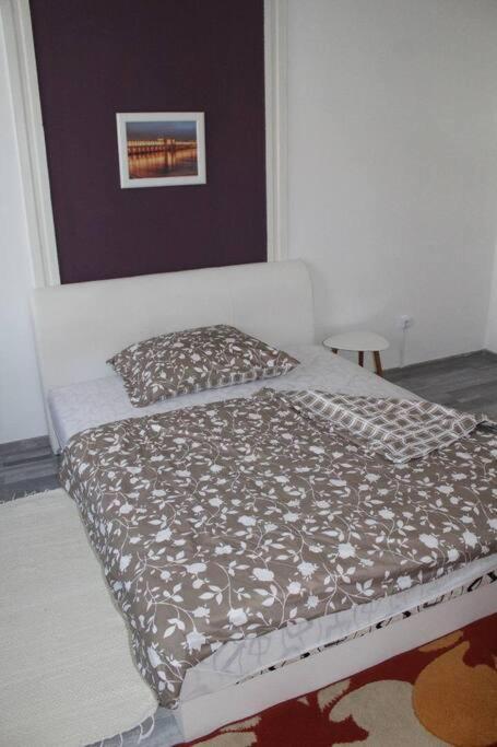 Szeged Apartment Buitenkant foto